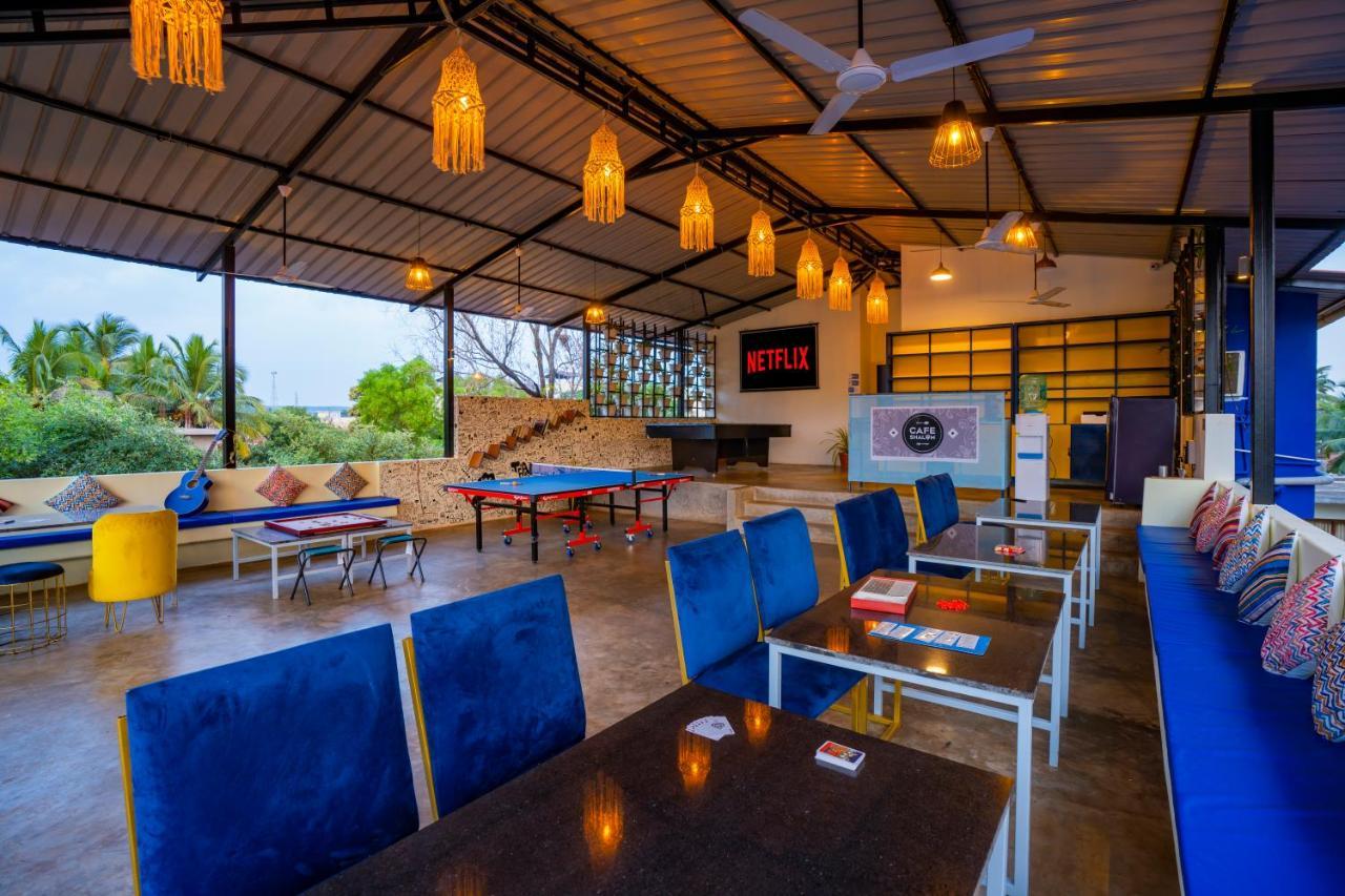 Shalom Backpackers Anjuna Goa Exterior photo
