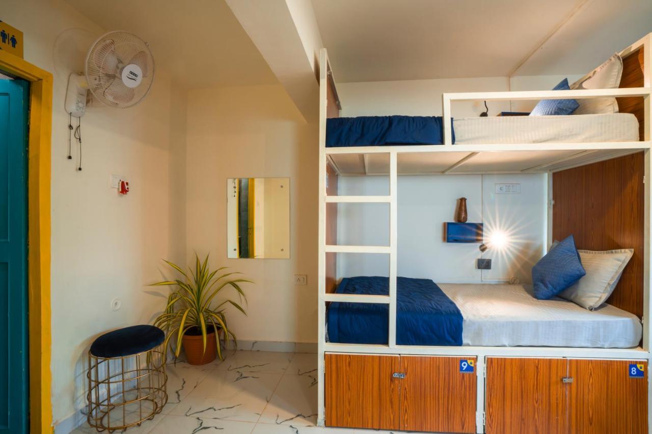 Shalom Backpackers Anjuna Goa Exterior photo
