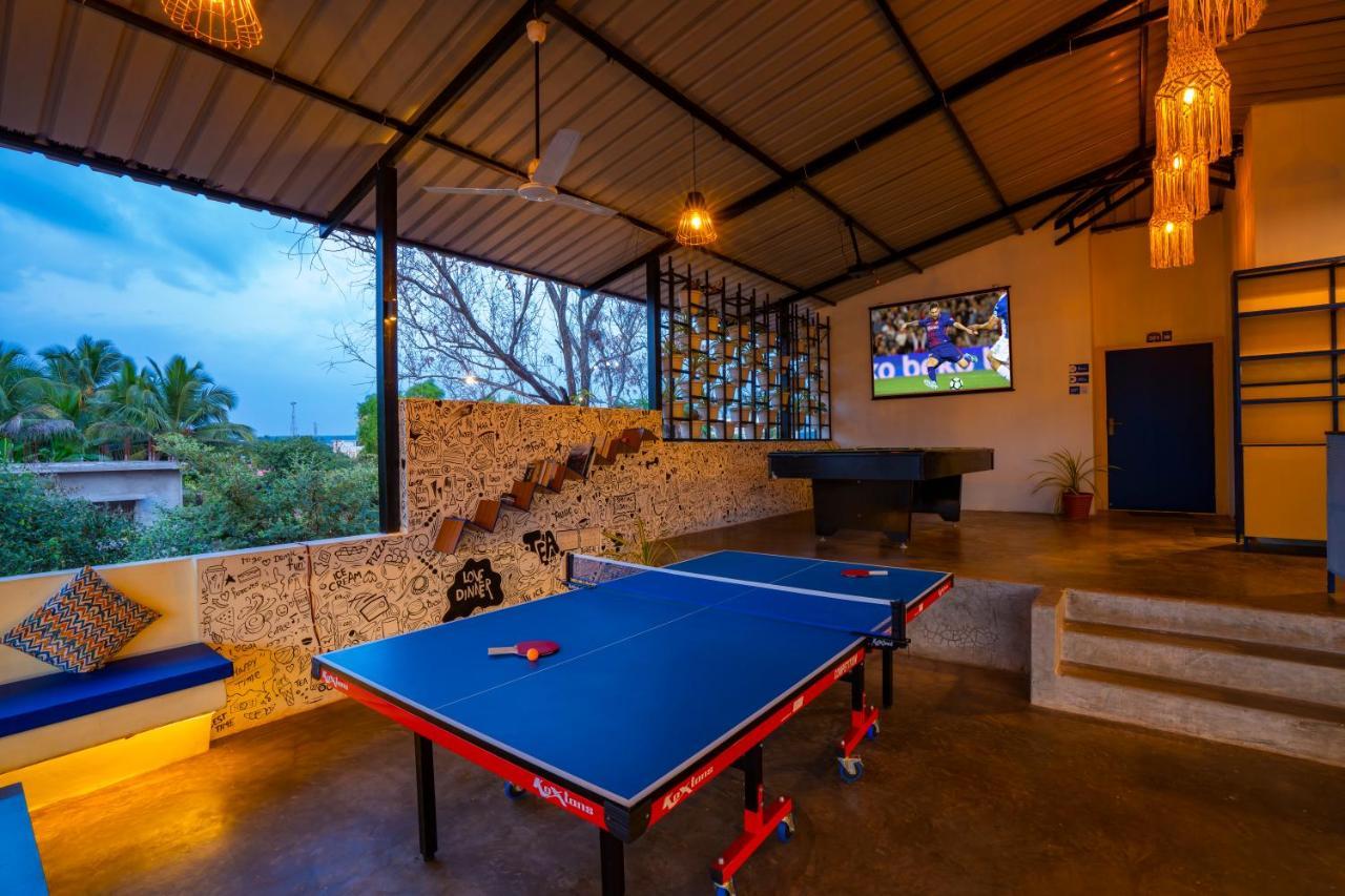 Shalom Backpackers Anjuna Goa Exterior photo