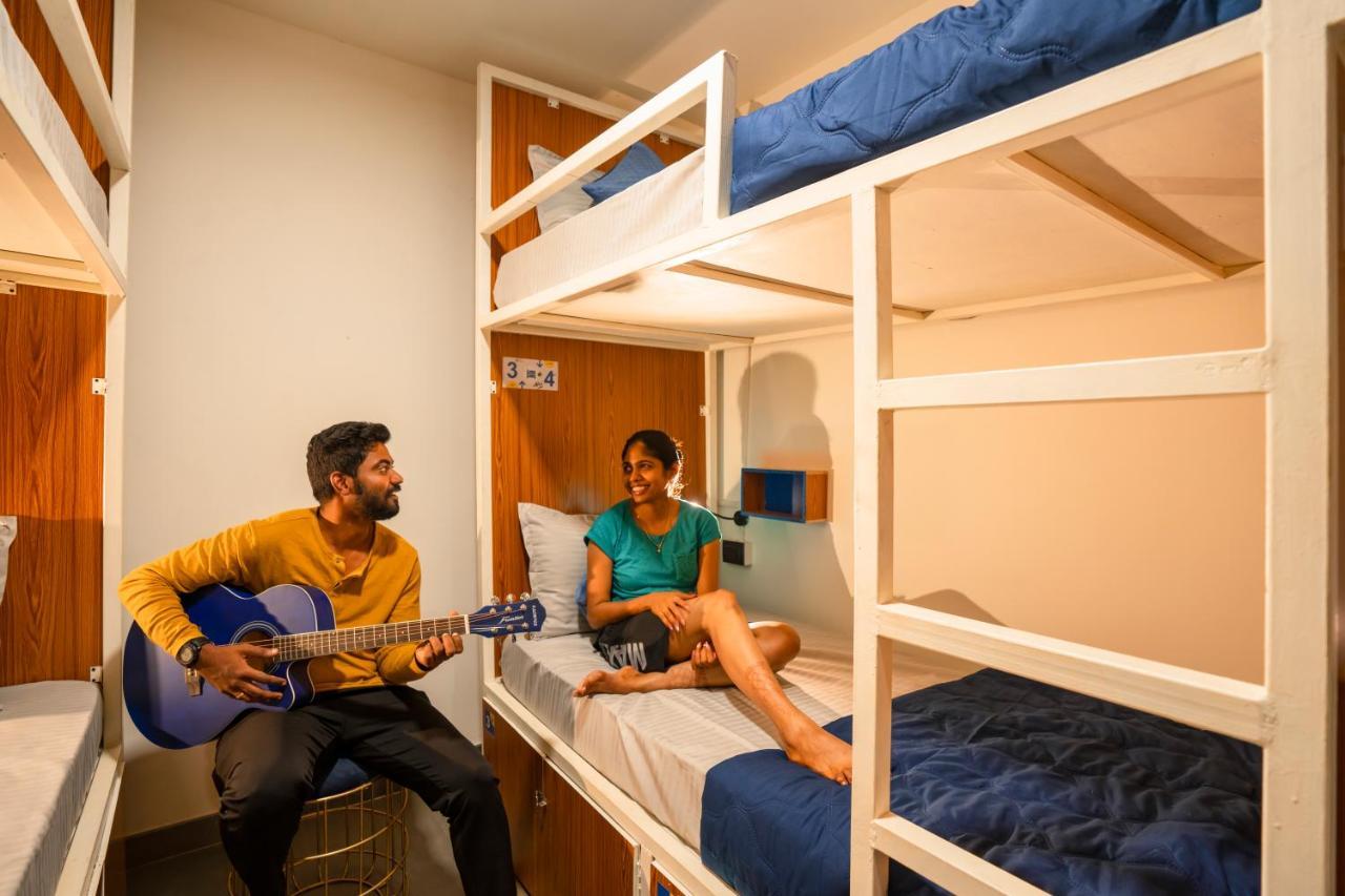Shalom Backpackers Anjuna Goa Exterior photo